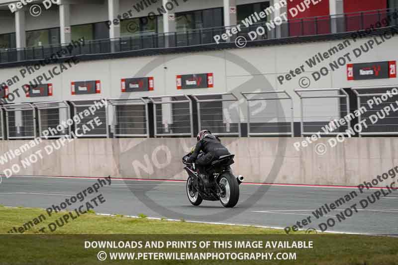 cadwell no limits trackday;cadwell park;cadwell park photographs;cadwell trackday photographs;enduro digital images;event digital images;eventdigitalimages;navarra;no limits trackdays;peter wileman photography;racing digital images;trackday digital images;trackday photos